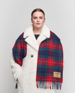 Extra fine cashmere scarves from Scotland